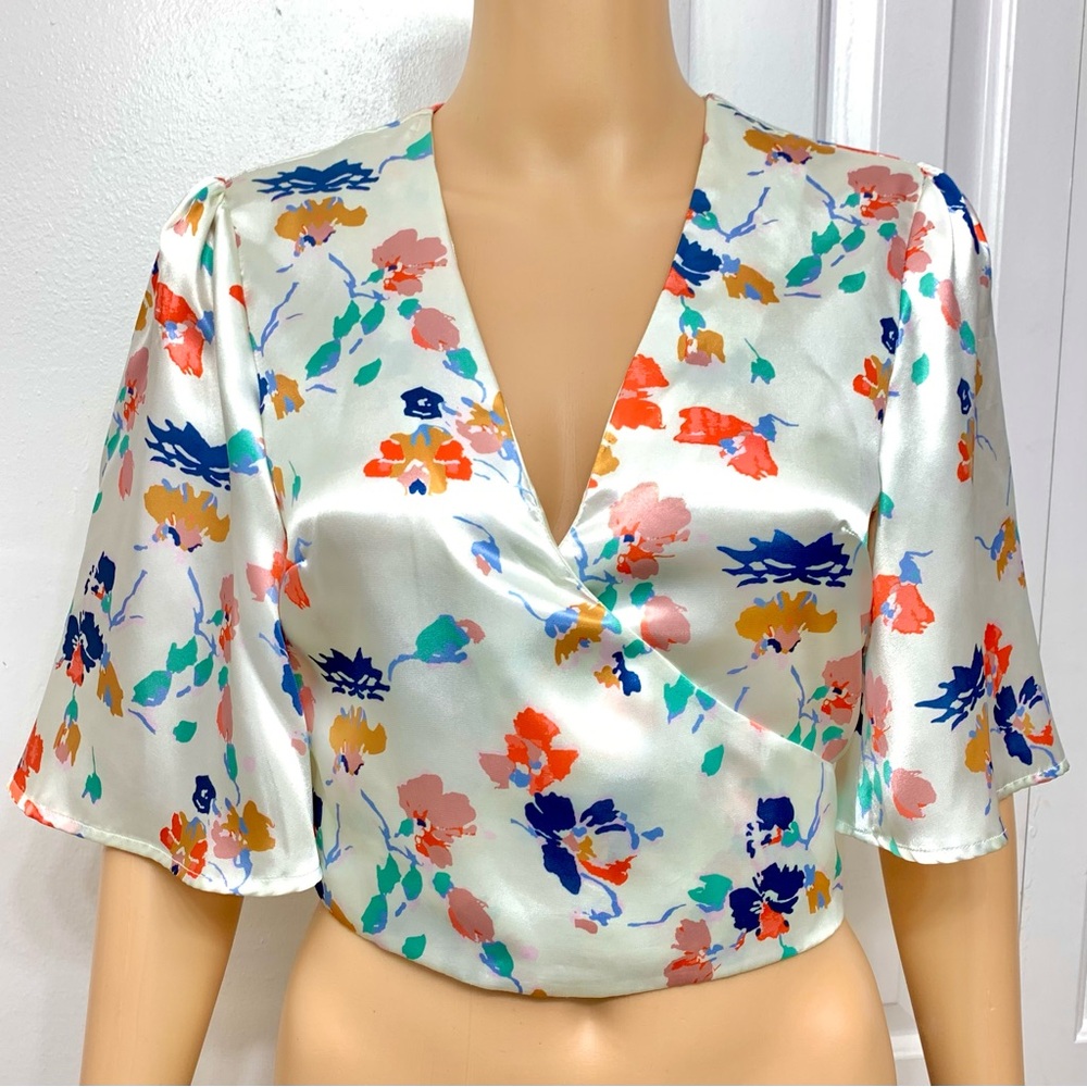 Tularosa Floral Satin Tie Crop Top Blouse Kimono Style Flare Sleeve Size XS
